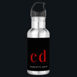 Bouteille D'eau Noir rouge monogramme nom moderne minimaliste<br><div class="desc">Un arrière - plan noir classique. Texte de couleur rouge et blanche. Personnalisez et ajoutez vos initiales monographiques et votre nom. Pour lui et elle.</div>