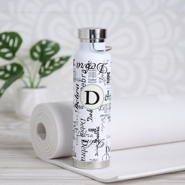 Bouteille d'eau noire et blanche avec nom (Yoga)