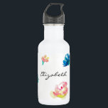 Bouteille D'eau Nom personnalisé Boho Flower aquarelle peinture<br><div class="desc">Chic et élégamment décoré avec des fleurs de style boho utilisant des aquarelles peintes. Personnalisez cette conception avec votre nom à l'aide de l'outil Personnalisation.</div>