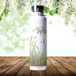 Bouteille D'eau Papillon fleur sauvage Hello Spring Personnalisé<br><div class="desc">Fleur sauvage Papillon fleuri bonsoir ressort,  bouteille d'eau. Fonctionnalités,  ligne de texte modèle pour le nom ou la phrase courte.</div>