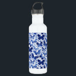 Bouteille D'eau Papillons Aquarelle Indigo Blue<br><div class="desc">Peinture à papillon bleu et blanc Indigo.</div>