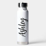 Bouteille d'eau personnalisée avec paille – Nom pe<br><div class="desc">Restez hydraté avec style grâce à cette bouteille d'eau personnalisée avec paille, personnalisée avec un nom pour un toucher vraiment spécial. 💧🥤 Parfaite pour l'école, le camp, la garderie, les sports ou une utilisation quotidienne, cette bouteille réutilisable rend l'hydratation amusante et personnelle. Un cadeau attentionné pour les enfants ou les...</div>