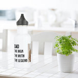 Bouteille D'eau Photo Collage moderne | `Papa Cadeau<br><div class="desc">Un cadeau photo de collage moderne est une façon réfléchie et sentimentale de montrer à votre père combien vous vous souciez de lui sur la Fête des pères. Il vous permet de rassembler des souvenirs et des moments qui vous sont spéciaux et de les présenter d'une manière magnifique et artistique....</div>
