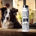 Bouteille D'eau Photo Custom Chien Chat Nom de l'animal de compagn<br><div class="desc">Cette conception peut être personnalisée dans la zone fournie en modifiant la photo et/ou le texte. Vous pouvez également le customiser en cliquant sur Personnaliser ce Modèle, puis en choisissant l'option cliquer pour customiser et supprimer ou modifier la couleur de l'arrière - plan, ajouter du texte, modifier la couleur ou...</div>