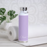Bouteille D'eau PixDezines Lilac violet do-it-yourself couleur Mon<br><div class="desc">Bouteille d'eau PixDezines,  violet lilas pâle - do-it-yourself Couleur customisez-le avec votre police préférée. Copyright © 2022 PixDezines™. Tous droits réservés.</div>