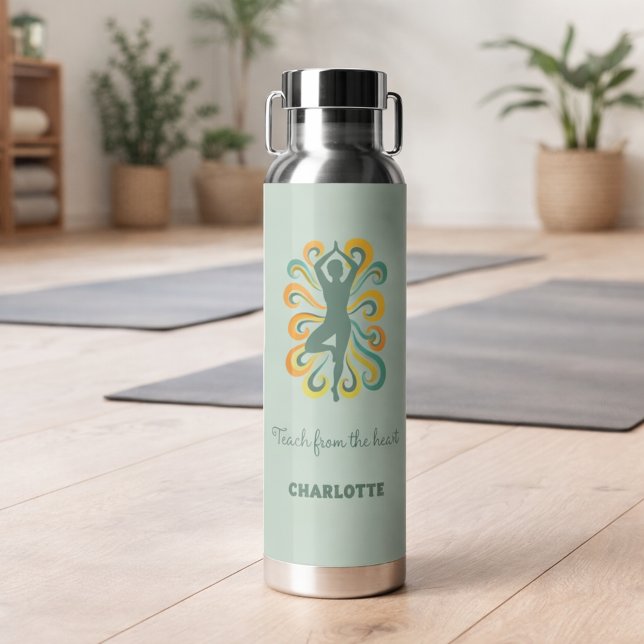 Bouteille D'eau Professeur de yoga rétro tourbillonne nom citation (Créateur téléchargé)