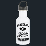 Bouteille D'eau Retro Pickleball Athletic Department Custom Staine<br><div class="desc">Hydrate dans le style avec cette amusante bouteille d'eau de pickleball avec des pagaies croisées de pickleball, la typographie à billes et rétro en noir. Ajoutez votre texte personnalisé pour personnaliser - nom du joueur, nom de l'équipe, nom du club, ville, ville, nom du tournoi, etc. Fait un grand cadeau...</div>