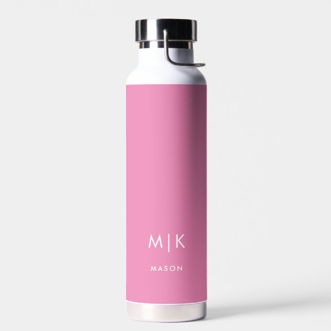 Bouteille D'eau Rose et blanc | Monogramme moderne (Gauche)