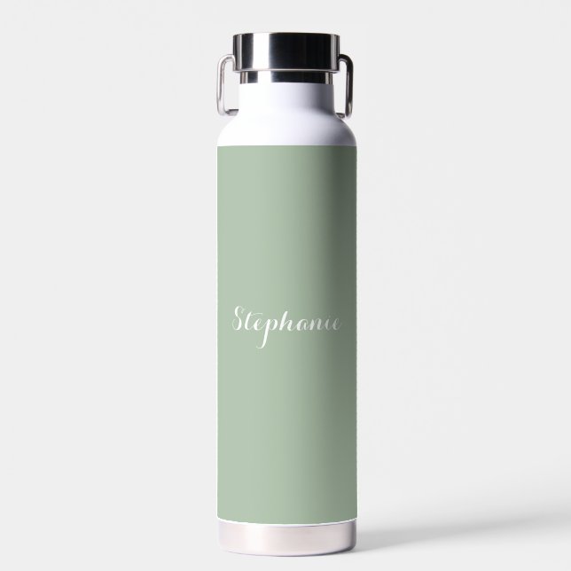 Bouteille D'eau Sage Green Nom Moderne Élégant Monogramme Boho (Avant)