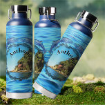 Bouteille D'eau Serene Yelapa 0758<br><div class="desc">Peinture Collection "Serene Yelapa 0758" La Bouteille isolée Thor Cuivre est exactement ce dont vous avez besoin pour garder vos boissons froides en été et chaudes en hiver! Gardez les boissons chaudes pendant 12 heures ou froides pendant 48 heures, et émerveillez-vous devant l'extérieur résistant à la condensation pendant, eh bien,...</div>