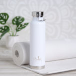 Bouteille D'eau Simple Elegant Gold Nom Moderne<br><div class="desc">Bouteille d'or et d'eau blanche,  moderne et simple,  avec un design minimaliste et un script élégant. Un design chic qui conviendra à merveille à une petite fille.</div>