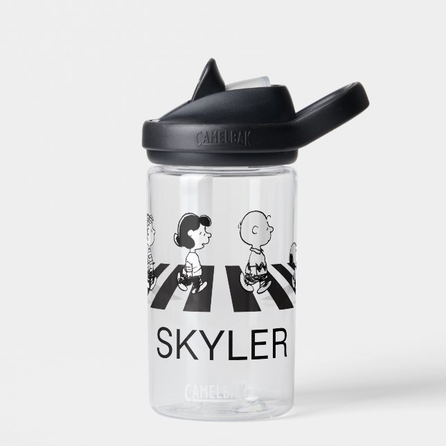 Bouteille D'eau Tee - shirt | Marche de groupe | Ajouter Votre Nom (Gauche)