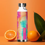 Bouteille D'eau Tie Dye Motif Hot rose orange Turquoise - nom pers<br><div class="desc">Un design audacieux et coloré avec des tons de rose chaud, d'orange et de bleu aqua reconnaissants avec un bloc de couleur amusant pour ajouter votre nom ou n'importe quel texte. Le motif de teinture à cravate fou a une variété de couleurs. Vous pouvez ajouter un nom, un monogramme ou...</div>