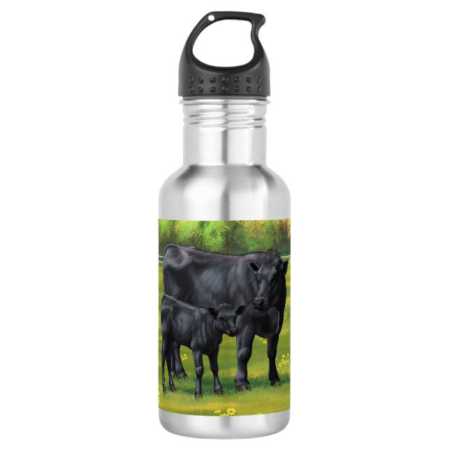 Bouteille D'eau Vache d'Angus noir et veau mou en pâturage d'été (Devant)