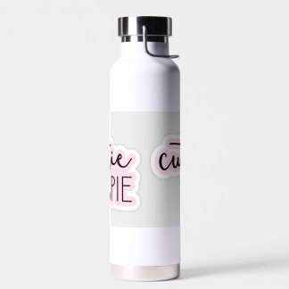 Bouteille D'eau Water bottle used in summer season