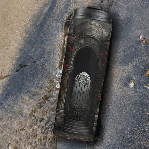 Bouteilles Isothermes Cimetière gothique Gazebo avec des roses rouges la