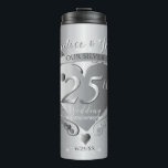 Bouteilles Isothermes Coeur du 25e anniversaire du Mariage<br><div class="desc">Si réfléchi de marquer son 25ème anniversaire d'argent dans le style rétro 50 avec leur propre emblème de coeur 3D et les noms en caractère d'ombre portée! S'il vous plaît,  envoyez-moi un message avec toute personnalisation que vous souhaitez,  je serai ravi de vous aider !</div>