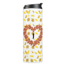 couronne d'automne sur son lit de feuilles