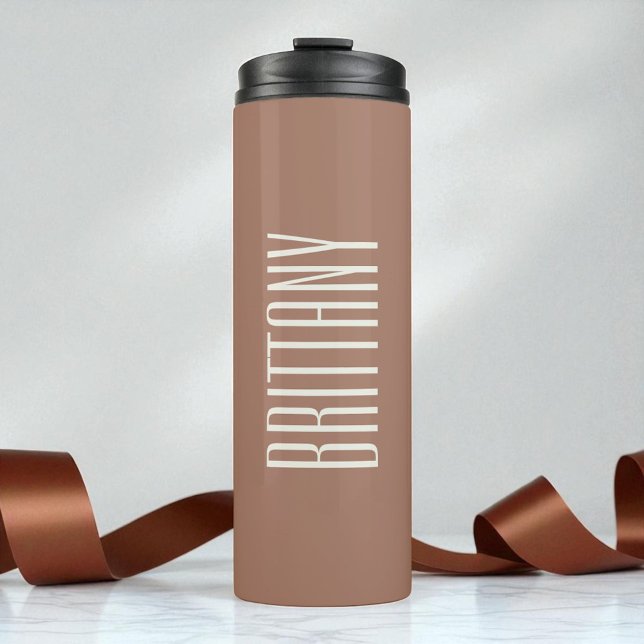 Bouteilles Isothermes Demoiselle d'honneur Simple Brown Personnalisé Nom (Simple Brown Bridesmaid Custom Name Minimalist Thermal Tumbler)
