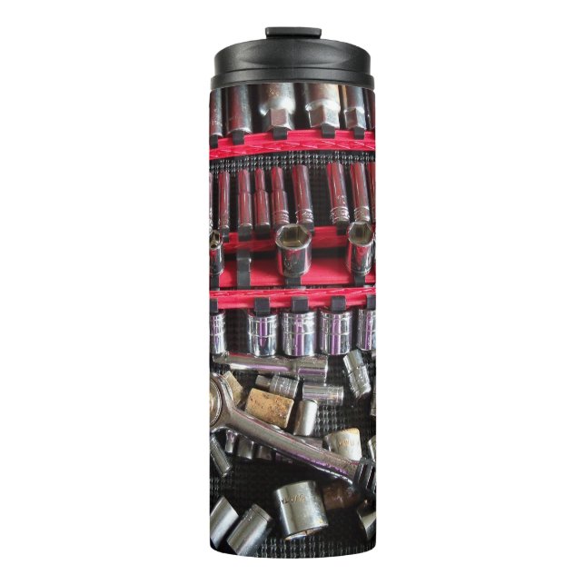 Bouteilles Isothermes Différents sockets dans un tiroir à outils (Devant)