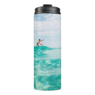 Bouteilles Isothermes Homme faisant du surf