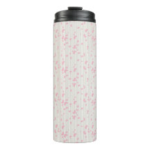 Joli pétales sur les rayures