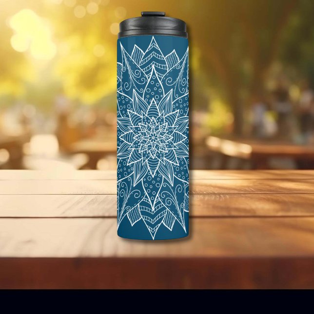 Bouteilles Isothermes Mandala floral bleu élégant  (Créateur téléchargé)