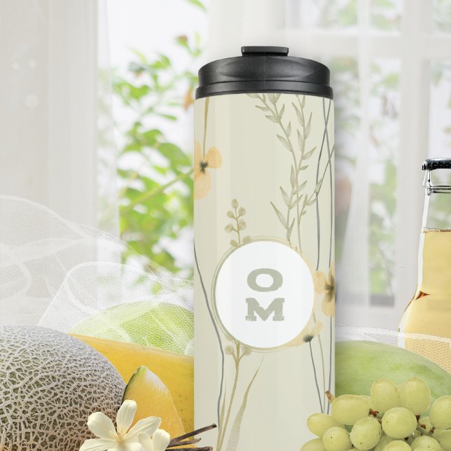 Bouteilles Isothermes Monogramme floral moderne vert jaune clair (Sage Green Floral Traveler Thermal Tumbler ©Susanne Sachers - Sunny Mind 🌞)