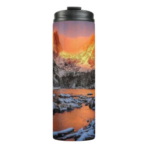 Bouteilles Isothermes Paysage de montagne majestueux au coucher du solei