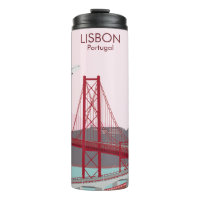 Pont de Lisbonne sur le fleuve Tage au style vinta