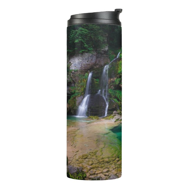 Bouteilles Isothermes Superbe cascade Virje, Slovénie Poster (Tourné sur la gauche)