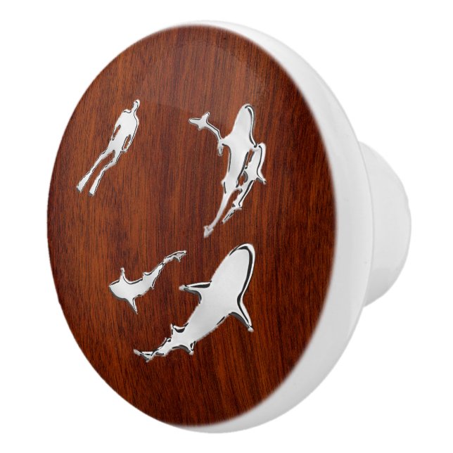 Bouton De Porte En Céramique Chrome requins sur le grain d'acajou nautique Impr (Droite)