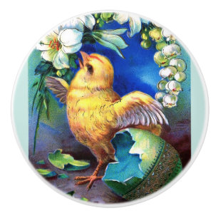 Bouton De Porte En Céramique Est Tombé Un Bon Poussin De Pâques