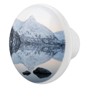 Bouton De Porte En Céramique Lac Portage réfléchi