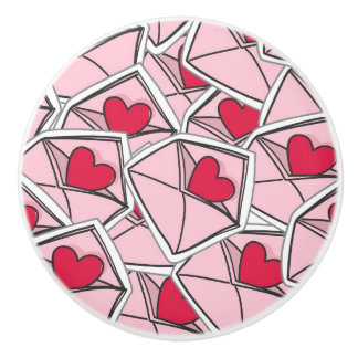 Bouton De Porte En Céramique Les coeurs de Valentine sur des enveloppes