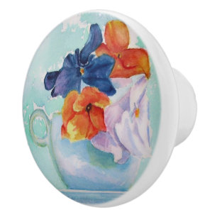 BOUTON DE PORTE EN CÉRAMIQUE PENSÉES DANS UN BOUTON EN CÉRAMIQUE DE TASSE DE