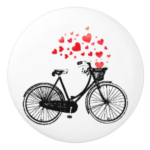 Bouton De Porte En Céramique Vélo vintage avec les coeurs sortant du panier