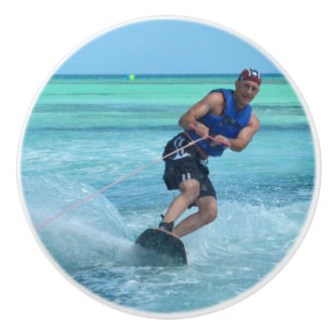 Bouton De Porte En Céramique Wakeboarding dans les tropiques