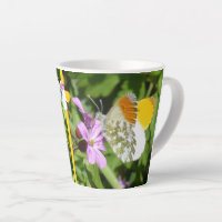 Bouton en bout orange Design Latte Mug
