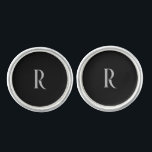 Boutons De Manchette Argent personnalisé Groomsmen initial Black II Cuf<br><div class="desc">Masculine sur mesure Police moderne Argent/Gris Initiale sur Liaisons arrière - plans noires.</div>