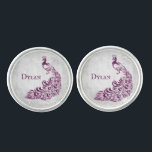 Boutons De Manchette Magenta Peacock Leaf Vine Cuisson Liens<br><div class="desc">Personnalisez une carte unique pour vos mariages avec un ensemble de Magenta Peacock Leaf Vine Personnalisé Cuff Links. Le design de liaison découpée présente un arrière - plan gris clair avec un paon magenta plein de vitamine et un embellissement de la vigne. Personnalisez avec le nom des groomsmen. Papier à...</div>