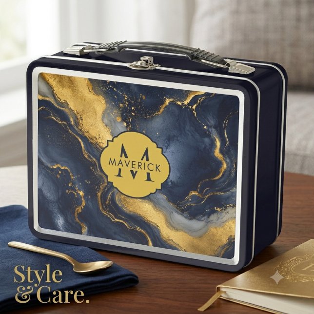 Box Nom initial sur boîte à lunch en métal FluidArt ma (Initial Name on Navy Gold Abstract Marble Fluid Art Metal Lunch Box)