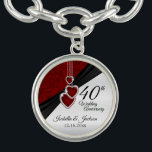 Bracelet Avec Breloques 40e anniversaire de Ruby Conception de l'ésaké<br><div class="desc">40ème, 52ème ou 80ème anniversaire de Ruby Design Charm Keepsaké prêt pour vous à personnaliser. Ce design est parfait pour d'autres occasions et événements comme un anniversaire, des années de service, etc... en changeant simplement le texte. REMARQUE : SEULEMENT CHANGER LES ZONES MODÈLES NÉCESSAIRES! 😀 Si nécessaire, vous pouvez supprimer...</div>