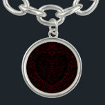 Bracelet Avec Breloques Rouge Noir Mariage Coeur gothique Belle Élégante<br><div class="desc">Notre magnifique design de coeur gothique rouge et noir élégant est parfait comme un design de mariage élégant foncé.</div>