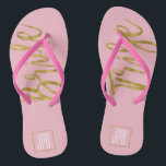 Bribe Tribe tongs avec typographie monogramme<br><div class="desc">Bride Flip Tribe Flip Flops avec Gold Foil Monogramme Typographie pour la parfaite Beach Bachelorette Party.</div>