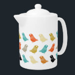 Bright Abstrait Birds Mid Century moderne Motif<br><div class="desc">Cette fabuleuse théière moderne du milieu du siècle présente des rangées d'oiseaux lumineux aux couleurs turquoise,  orange,  crème,  verte,  bronzée et noire. Cela ajoutera à votre décor de cuisine une touche colorée !</div>