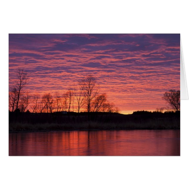 Brilliant sunset reflects into the Calamus River (Devant horizontal)