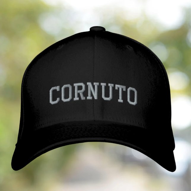 Brodée Casquette brodé Cornuto : Un cadeau italien amusan (Créateur téléchargé)