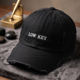 Brodée Casquette de baseball noire en détresse Low Key Vi