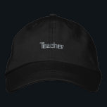 Brodée Chapeau Personnalisé Professeur Texte Casquette Él<br><div class="desc">Montrez votre passion pour l'éducation avec notre Casquette en Coton Brodé Texte Enseignant. Parfait pour les éducateurs qui veulent allier confort et style,  ce chapeau est un excellent ajout à votre garde-robe.</div>